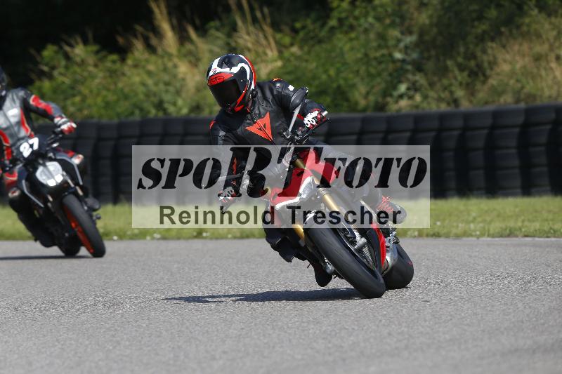 Archiv-2025/26 11.06.2025 Peter Studer have fun ADR/Gruppe blau/91